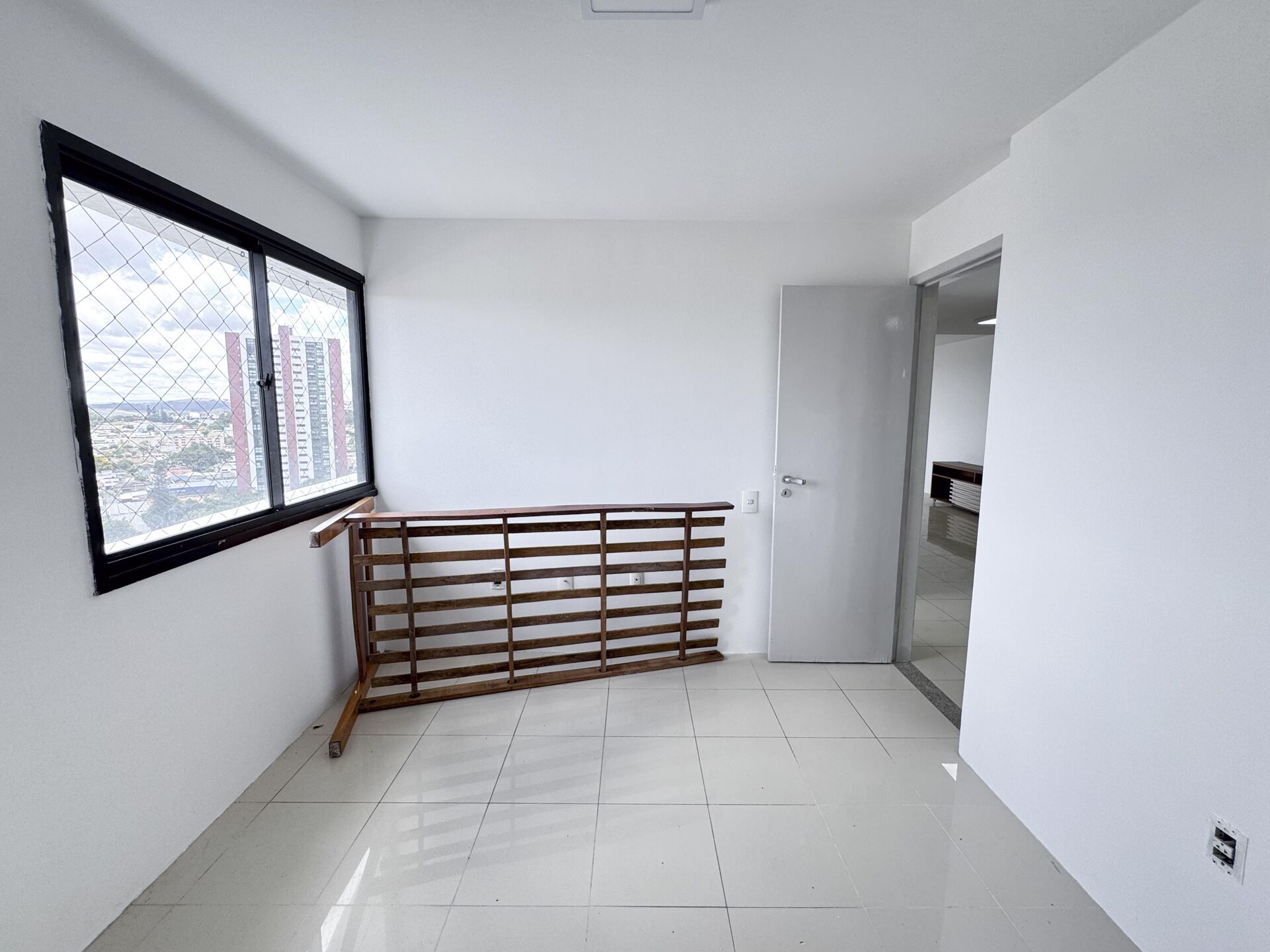 Apartamento para Aluguel Alto Padrão Edifício Portinari por R$ 4.500,00 no bairro Heliópolis - Garanhuns/PE