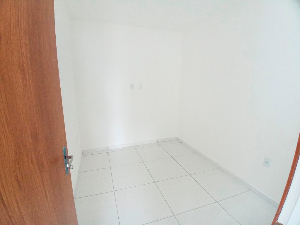 Imagens do imóveis Casa para aluguel por R$1000,00 no Boa Vista