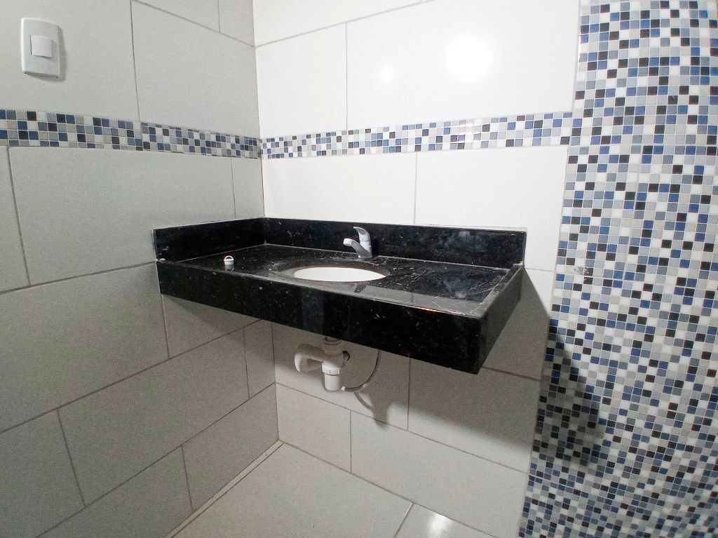 Imagens do imóveis Casa para aluguel por R$1000,00 no Boa Vista