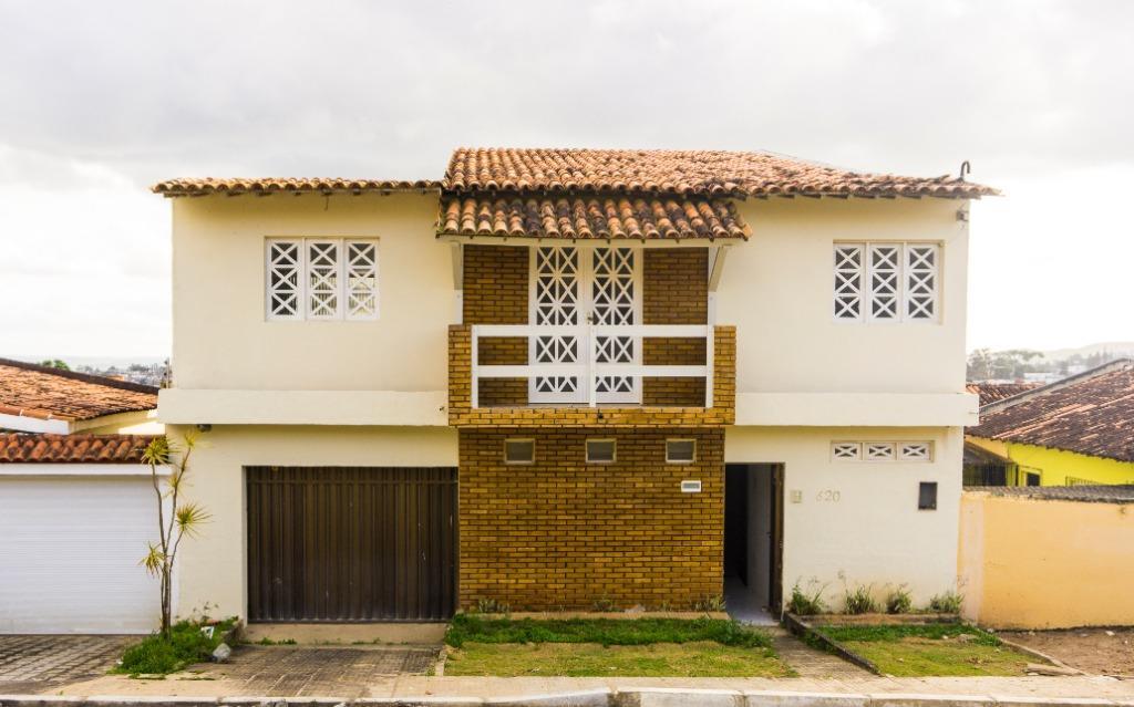 Imagens do imóveis Casa com 4 quartos à venda, 280 m² por R$ 450.000 - Heliópolis - Garanhuns/PE