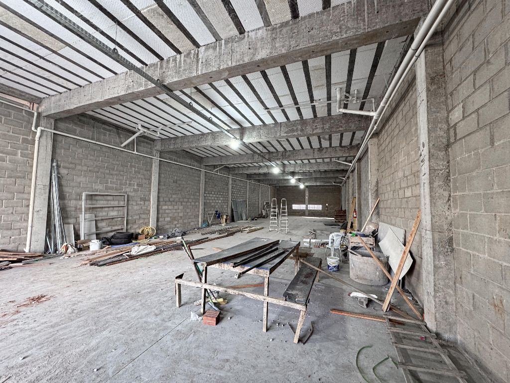 Galpão para venda por R$ 3.000.000,00- Severiano Moraes Filho - Garanhuns/PE