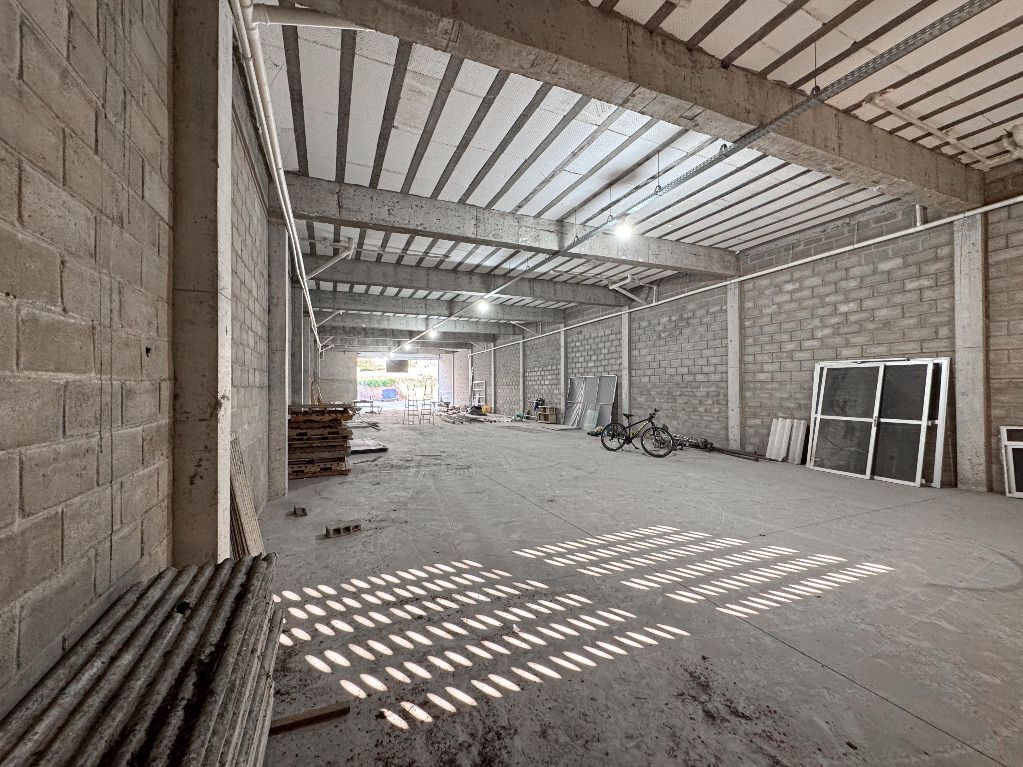 Galpão para venda por R$ 3.000.000,00- Severiano Moraes Filho - Garanhuns/PE