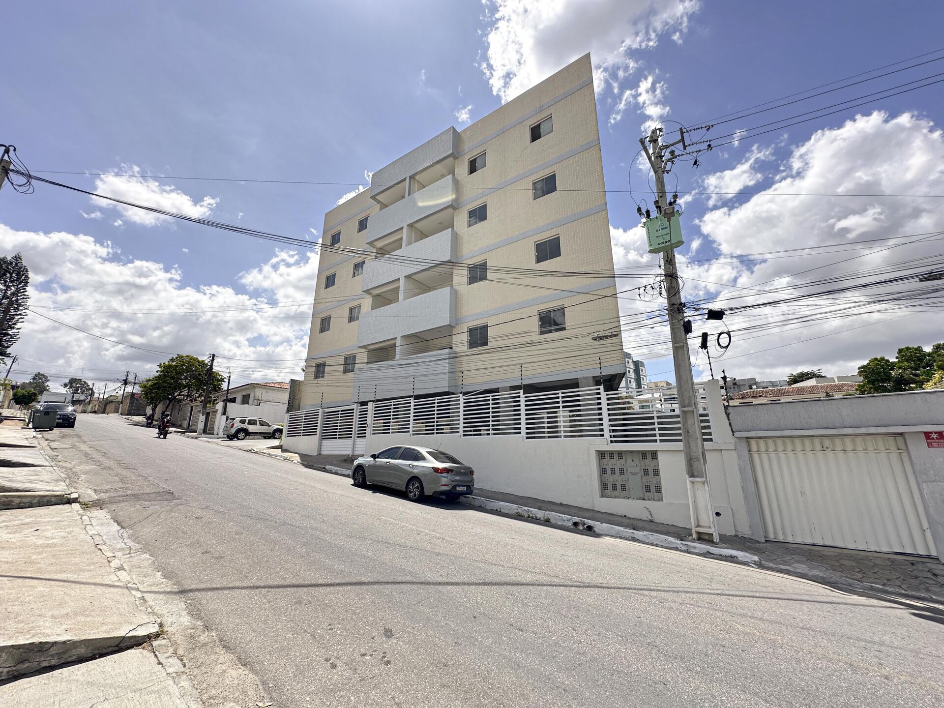 Imagens do imóveis Apartamento Padrão á venda por R$ 332.000,00 no bairro Santo Antonio