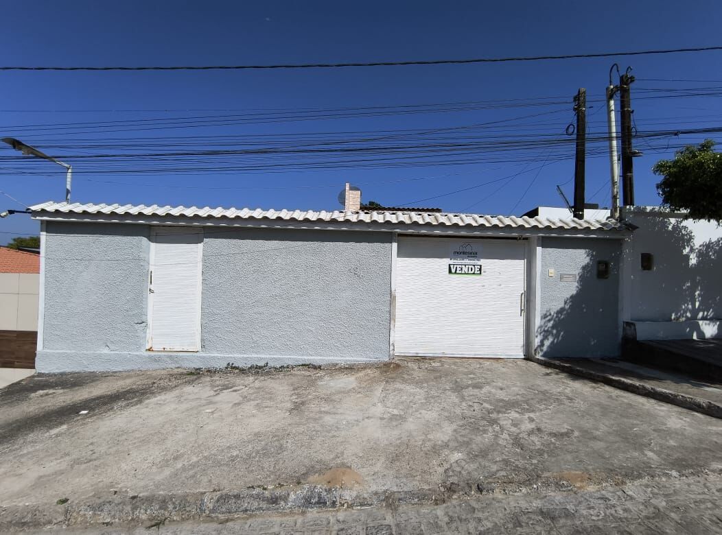 Imagens do imóveis Casa à venda no bairro Aloísio Pinto -R$380.000,00. Garanhuns/PE