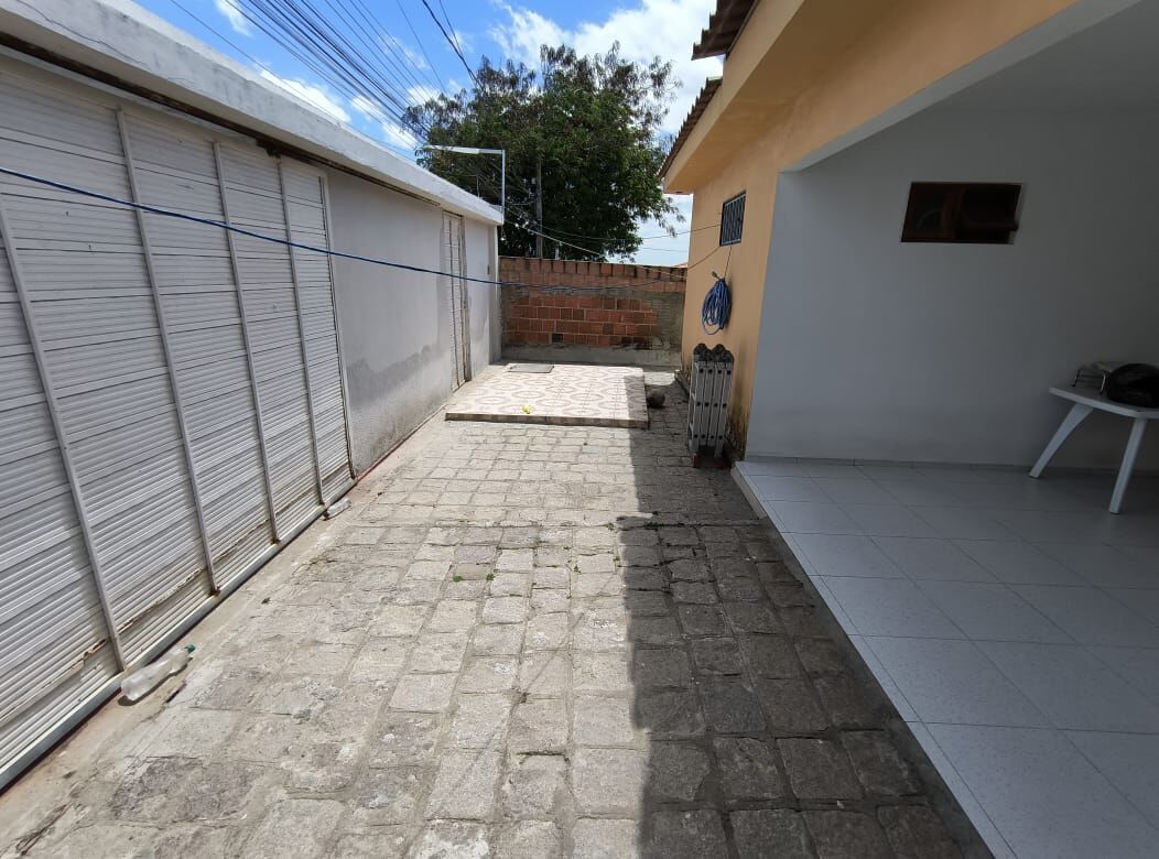 Imagens do imóveis Casa à venda no bairro Aloísio Pinto -R$380.000,00. Garanhuns/PE