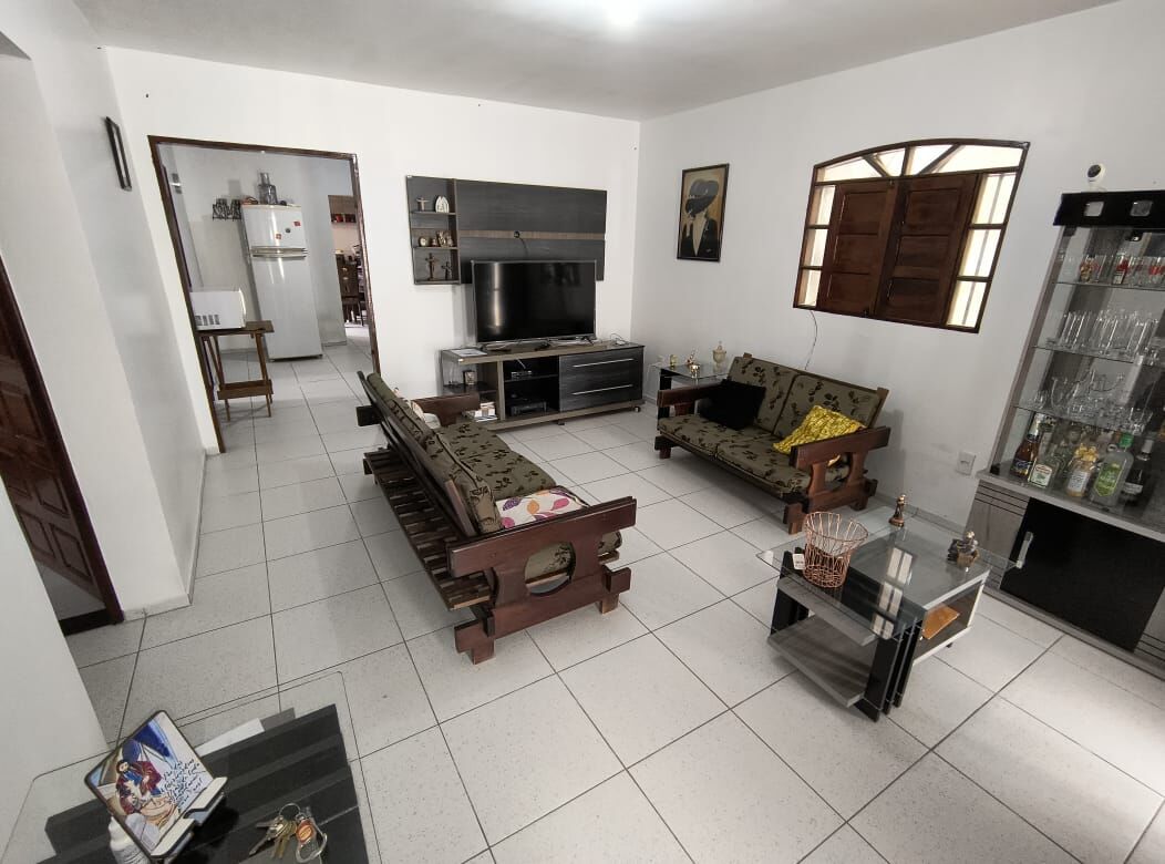 Imagens do imóveis Casa à venda no bairro Aloísio Pinto -R$380.000,00. Garanhuns/PE