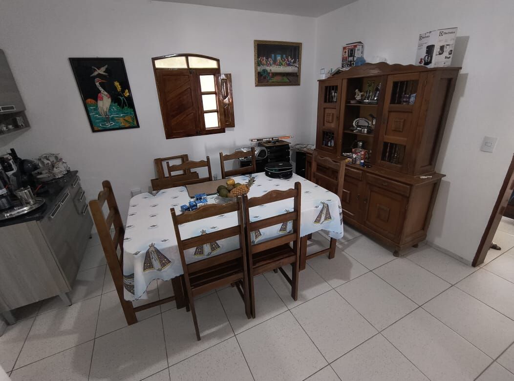 Imagens do imóveis Casa à venda no bairro Aloísio Pinto -R$380.000,00. Garanhuns/PE