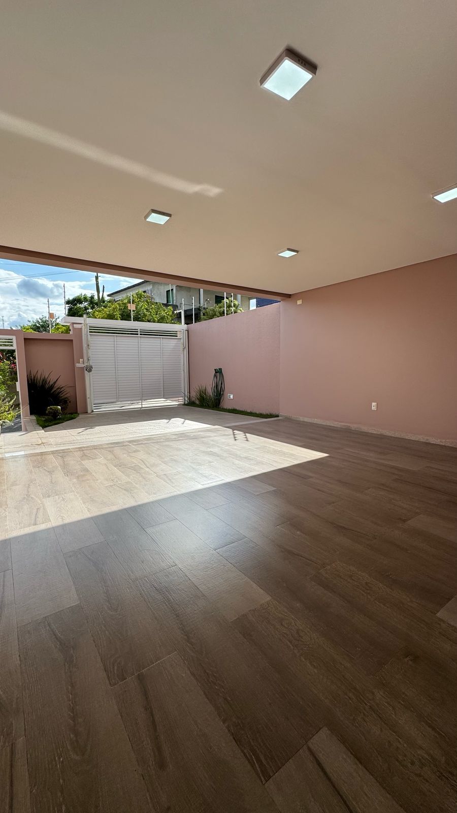 Imagens do imóveis Casa à venda por R$750.000,00 no bairro Heliópolis - Garanhuns/PE