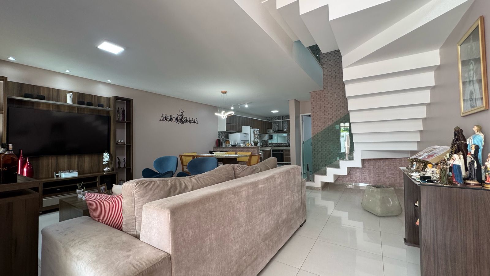 Imagens do imóveis Casa à venda por R$750.000,00 no bairro Heliópolis - Garanhuns/PE