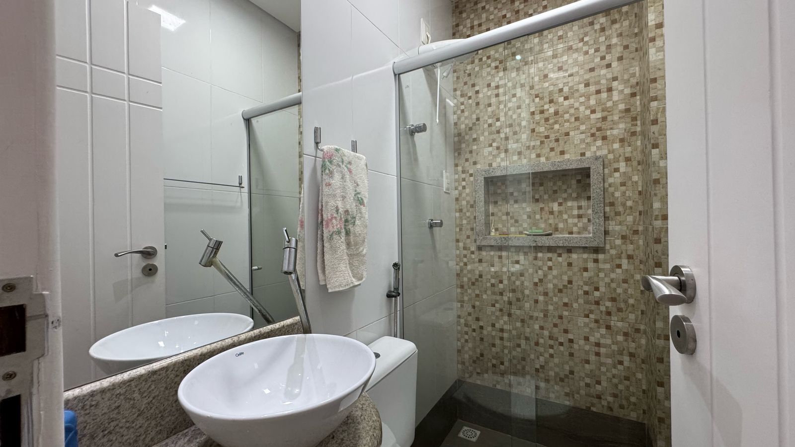 Imagens do imóveis Casa à venda por R$750.000,00 no bairro Heliópolis - Garanhuns/PE