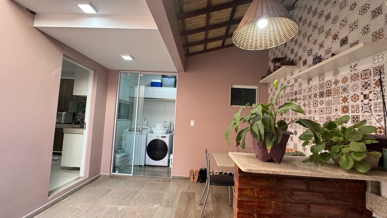 Imagens do imóveis Casa à venda por R$750.000,00 no bairro Heliópolis - Garanhuns/PE