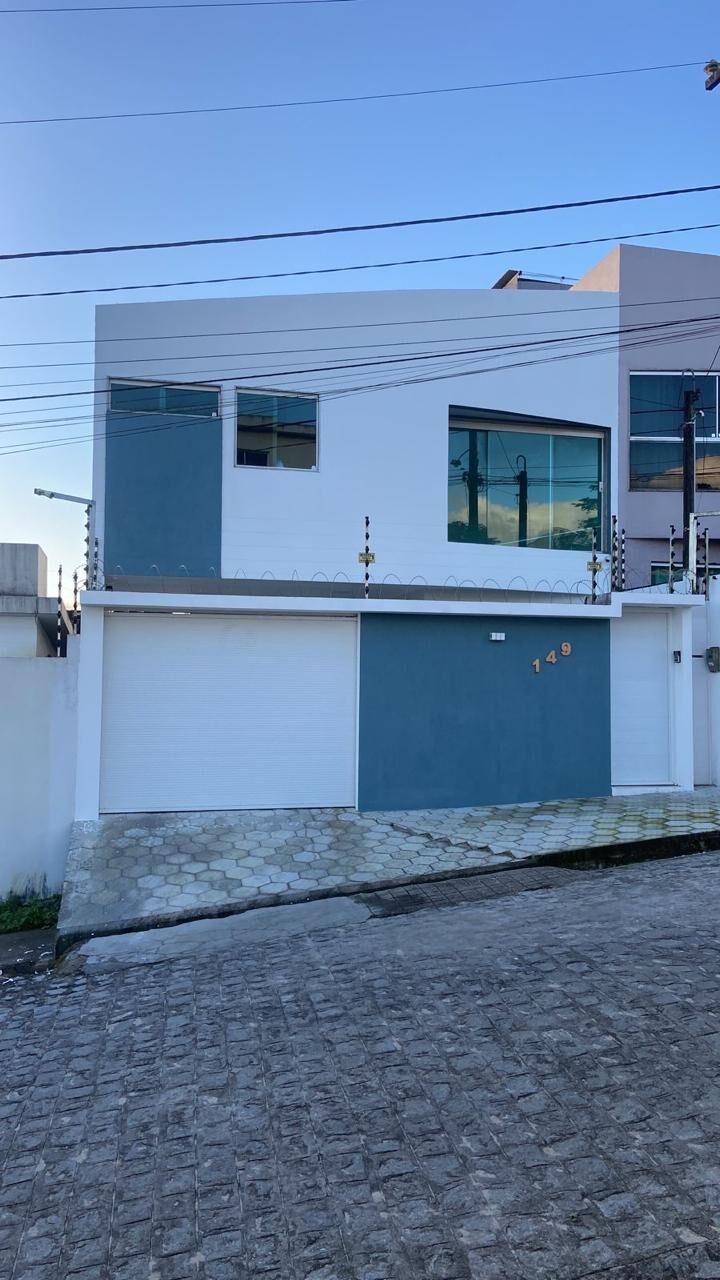 Imagens do imóveis Casa Alto Padrão por R$ 550.000,00 no bairro Heliópolis