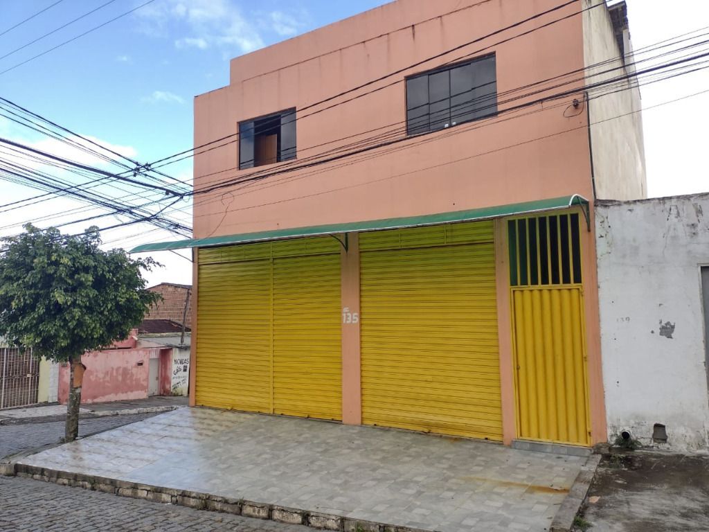 Imagens do imóveis Casa com 3 quartos à venda, 324 m² por R$ 400.000 - Aloísio Pinto - Garanhuns/PE
