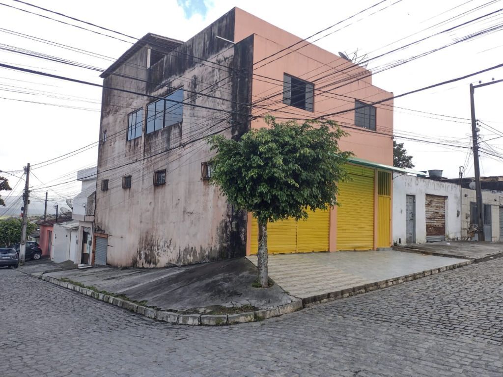 Imagens do imóveis Casa com 3 quartos à venda, 324 m² por R$ 400.000 - Aloísio Pinto - Garanhuns/PE
