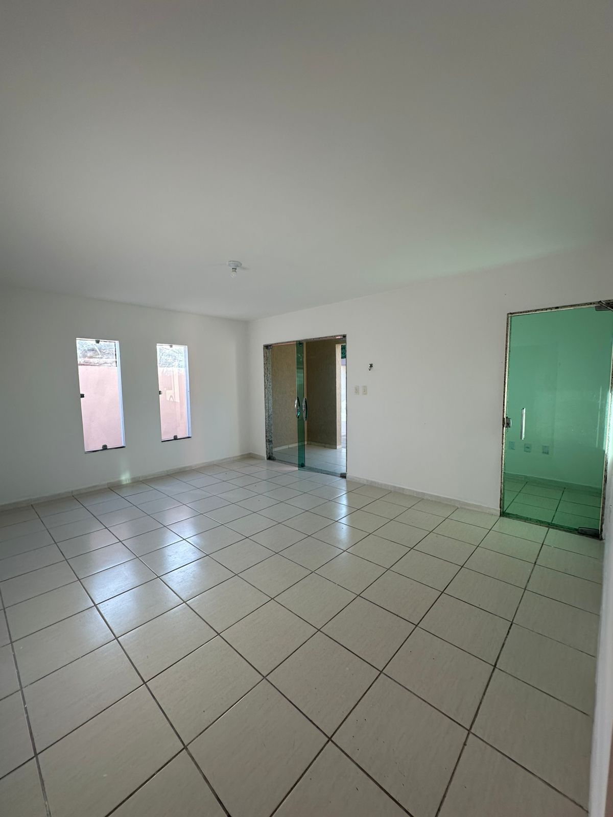 Imagens do imóveis Casa Padrão à venda no bairro Aluísio Pinto por R$400.000,00 em Garanhuns-PE