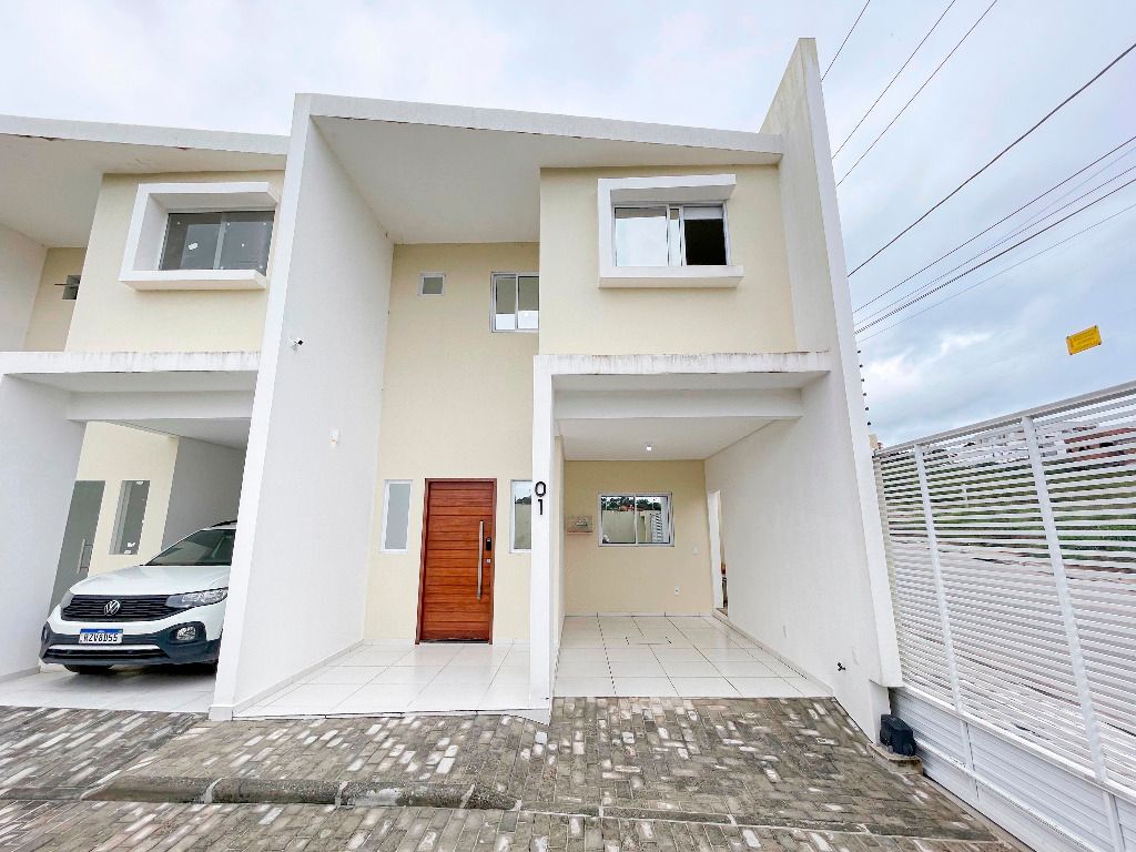 Imagens do imóveis Casa duplex com 3 quartos à venda por R$ 380.000 - Boa Vista - Garanhuns/PE