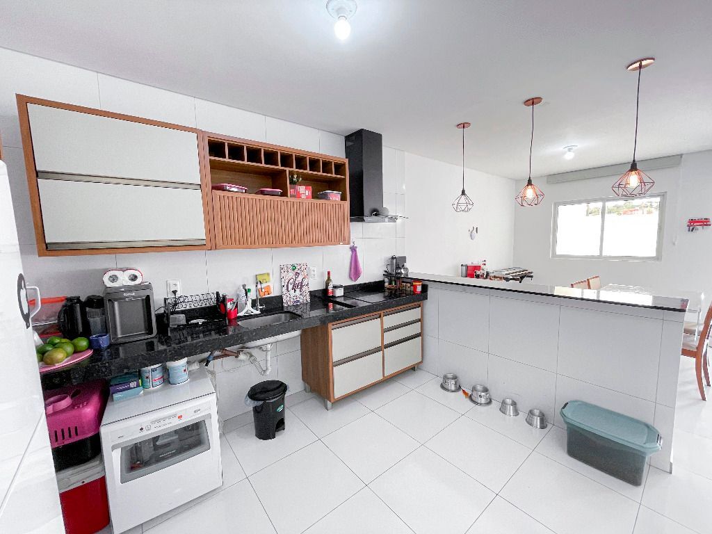 Imagens do imóveis Casa duplex com 3 quartos à venda por R$ 380.000 - Boa Vista - Garanhuns/PE