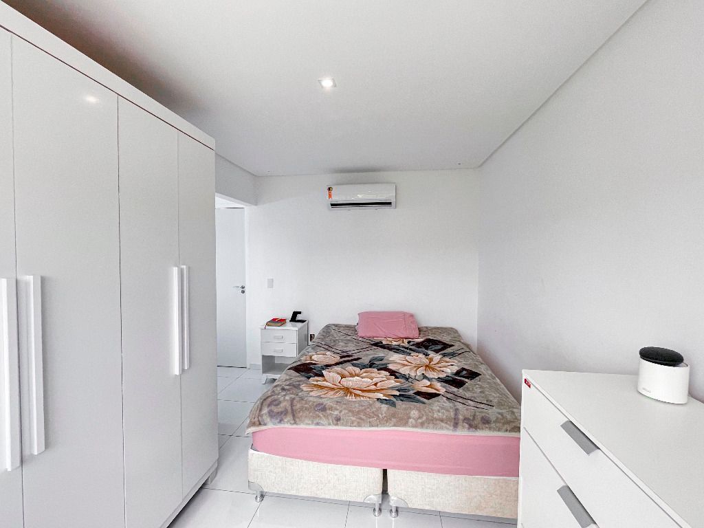 Imagens do imóveis Casa duplex com 3 quartos à venda por R$ 380.000 - Boa Vista - Garanhuns/PE