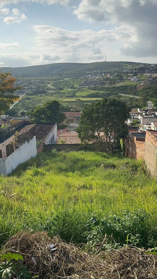 Imagens do imóveis Terreno a venda por R$ 70.000,00 no bairro  Aluísio Pinto-Garanhuns-PE