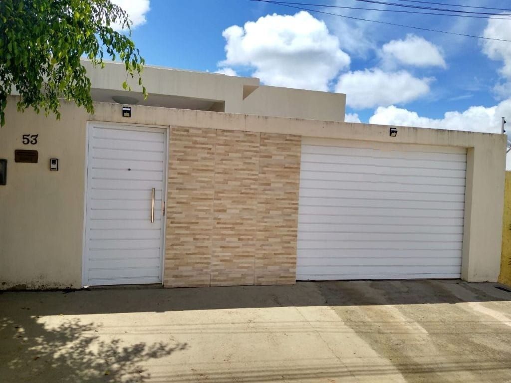 Imagens do imóveis Casa com 3 quartos à venda, 170 m² por R$ 550.000 - Aloísio Pinto - Garanhuns/PE