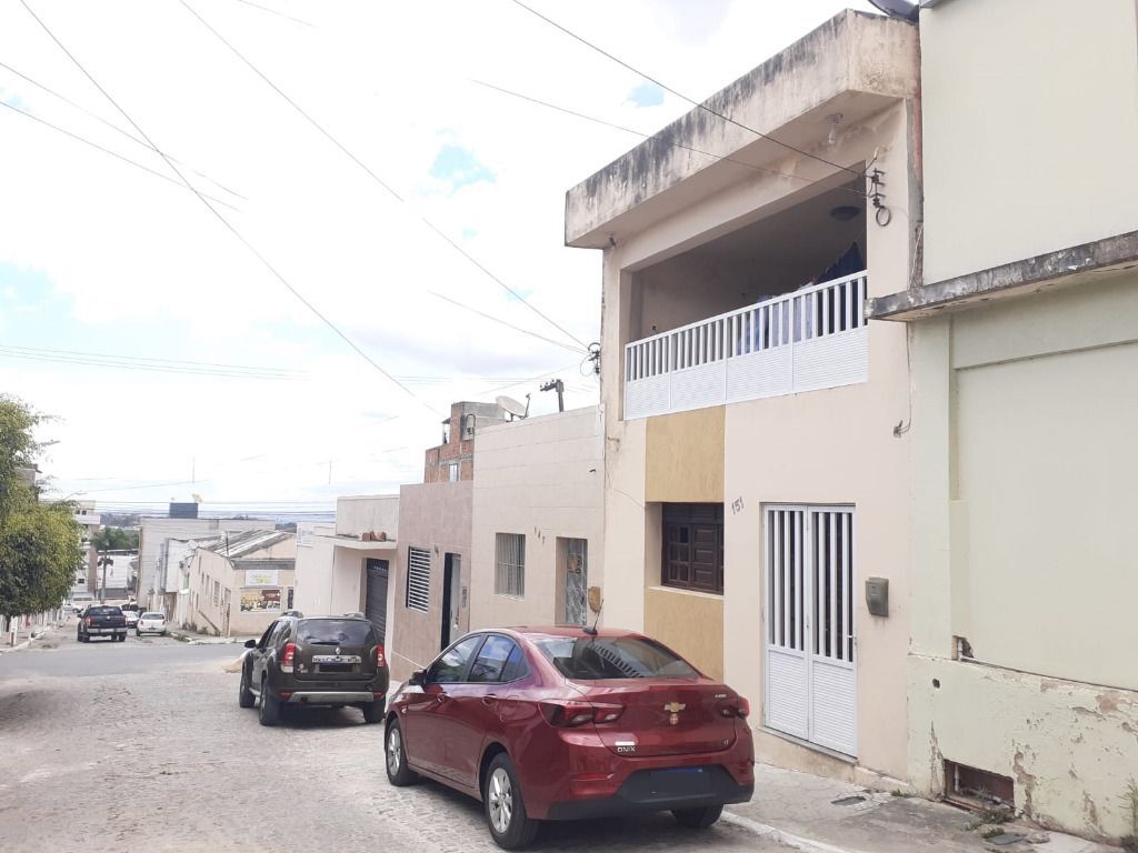 Imagens do imóveis Casa com 3 quartos à venda por R$ 350.000 - São José - Garanhuns/PE