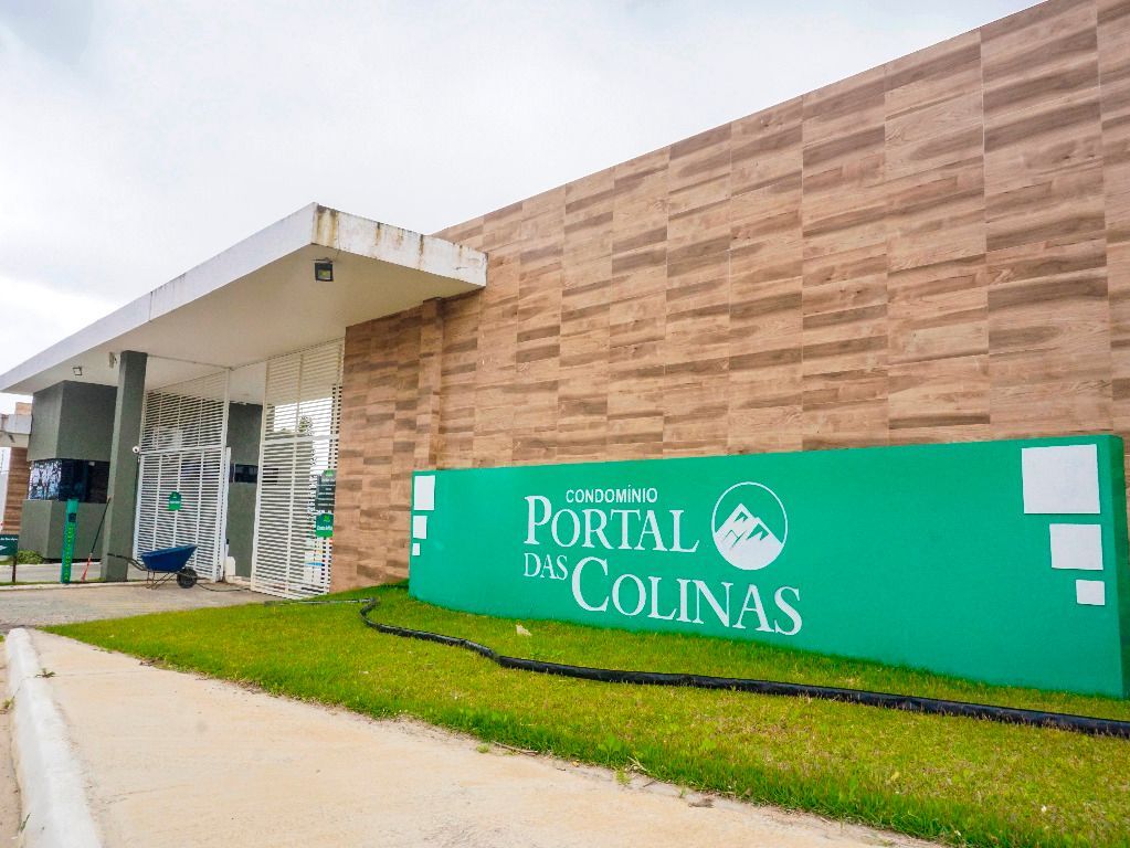 Imagens do imóveis Terreno à venda, 705 m² por R$ 160.000,00 - Portal das Colinas - Garanhuns/PE