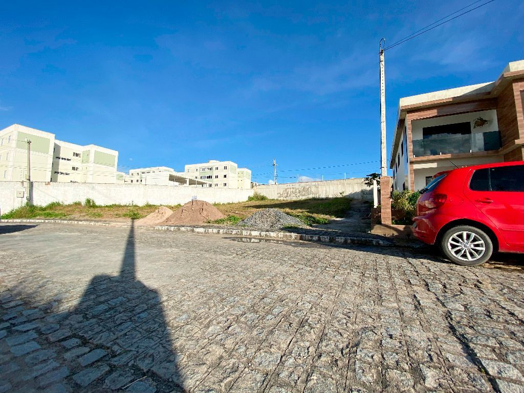 Imagens do imóveis Terreno à venda, 705 m² por R$ 160.000,00 - Portal das Colinas - Garanhuns/PE