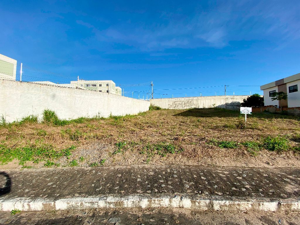 Imagens do imóveis Terreno à venda, 705 m² por R$ 160.000,00 - Portal das Colinas - Garanhuns/PE