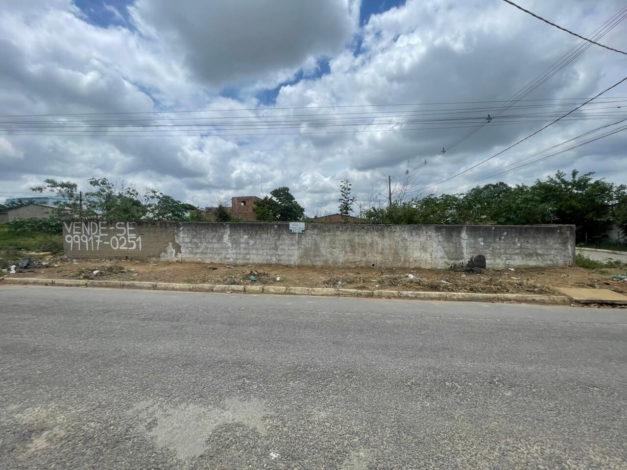 Imagens do imóveis 04 Terrenos à venda Dom Helder Cãmara por apenas R$190.000,00 rua pavimentada