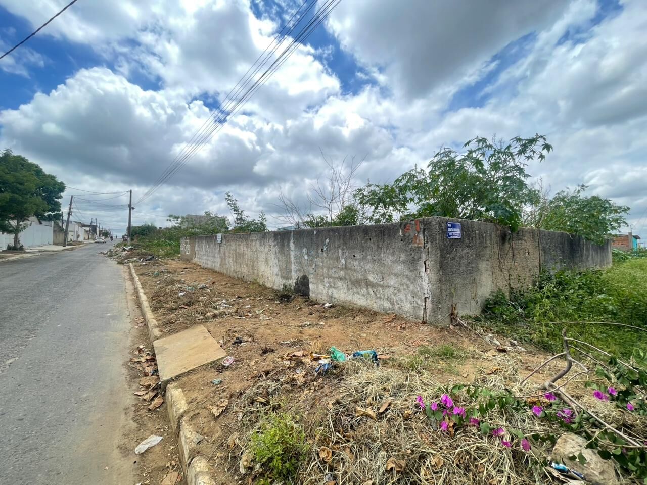 Imagens do imóveis 04 Terrenos à venda Dom Helder Cãmara por apenas R$190.000,00 rua pavimentada