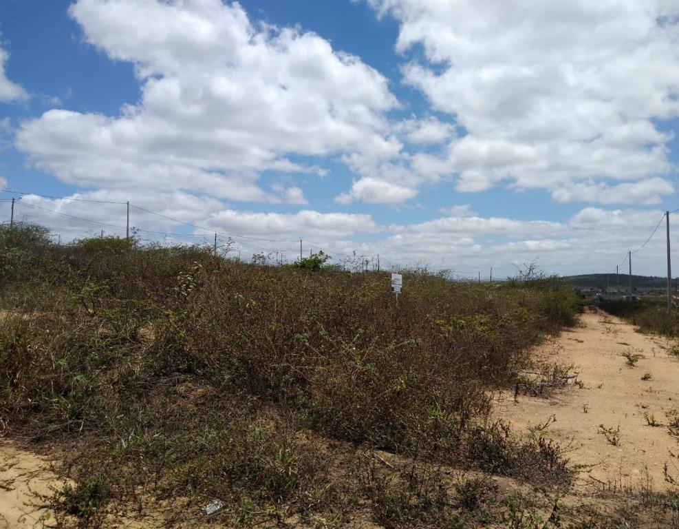 Imagens do imóveis Terreno à venda, 200 m² por R$ 50.000,00 - Severiano Moraes Filho - Garanhuns/PE