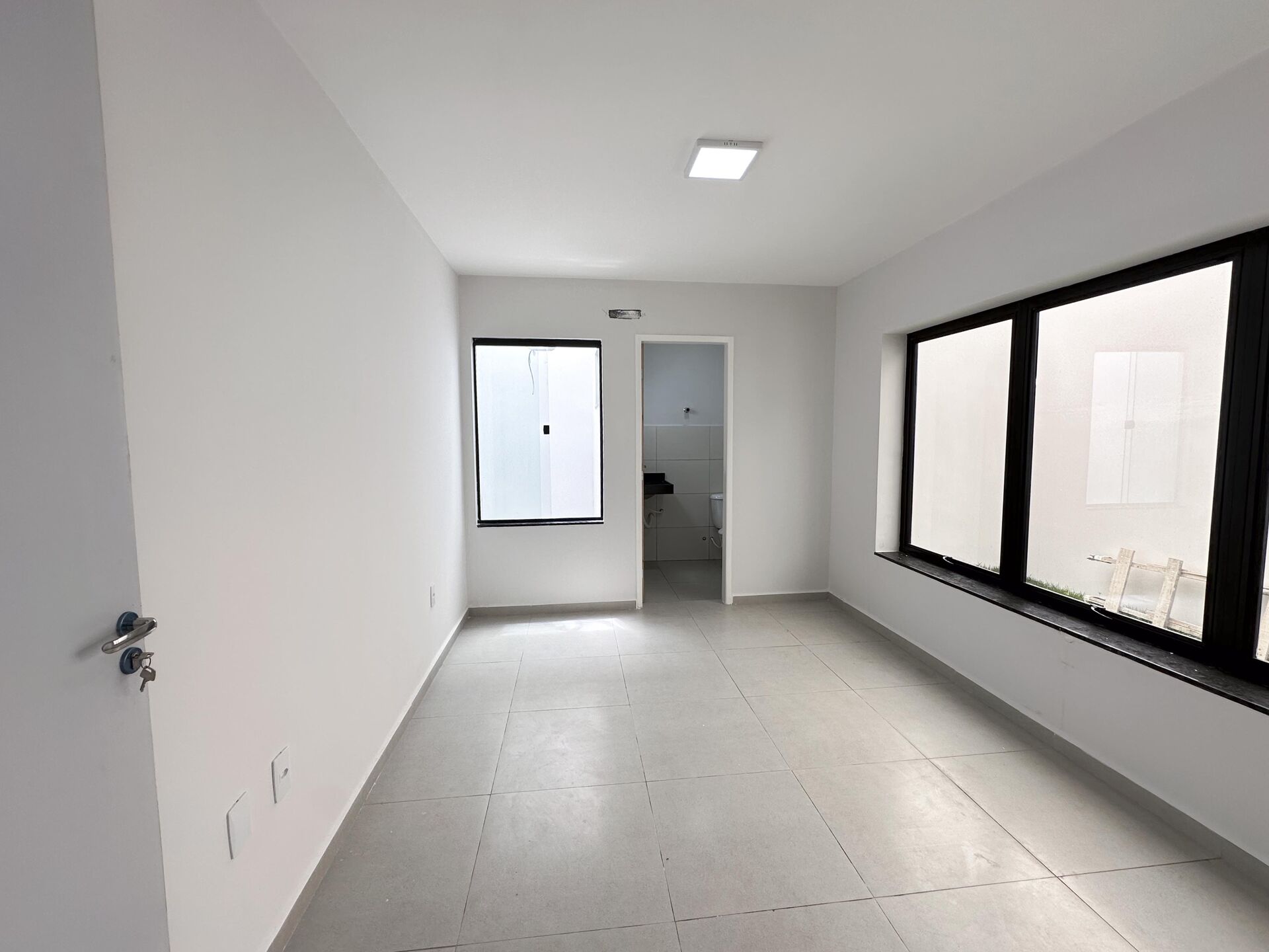 Imagens do imóveis Sala Comercial aluguel por R$ 1.500,00 no bairro Aloisio Pinto