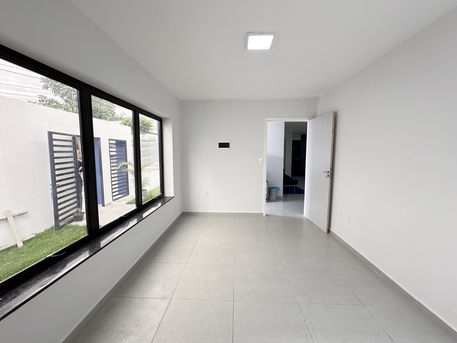 Imagens do imóveis Sala Comercial aluguel por R$ 1.500,00 no bairro Aloisio Pinto