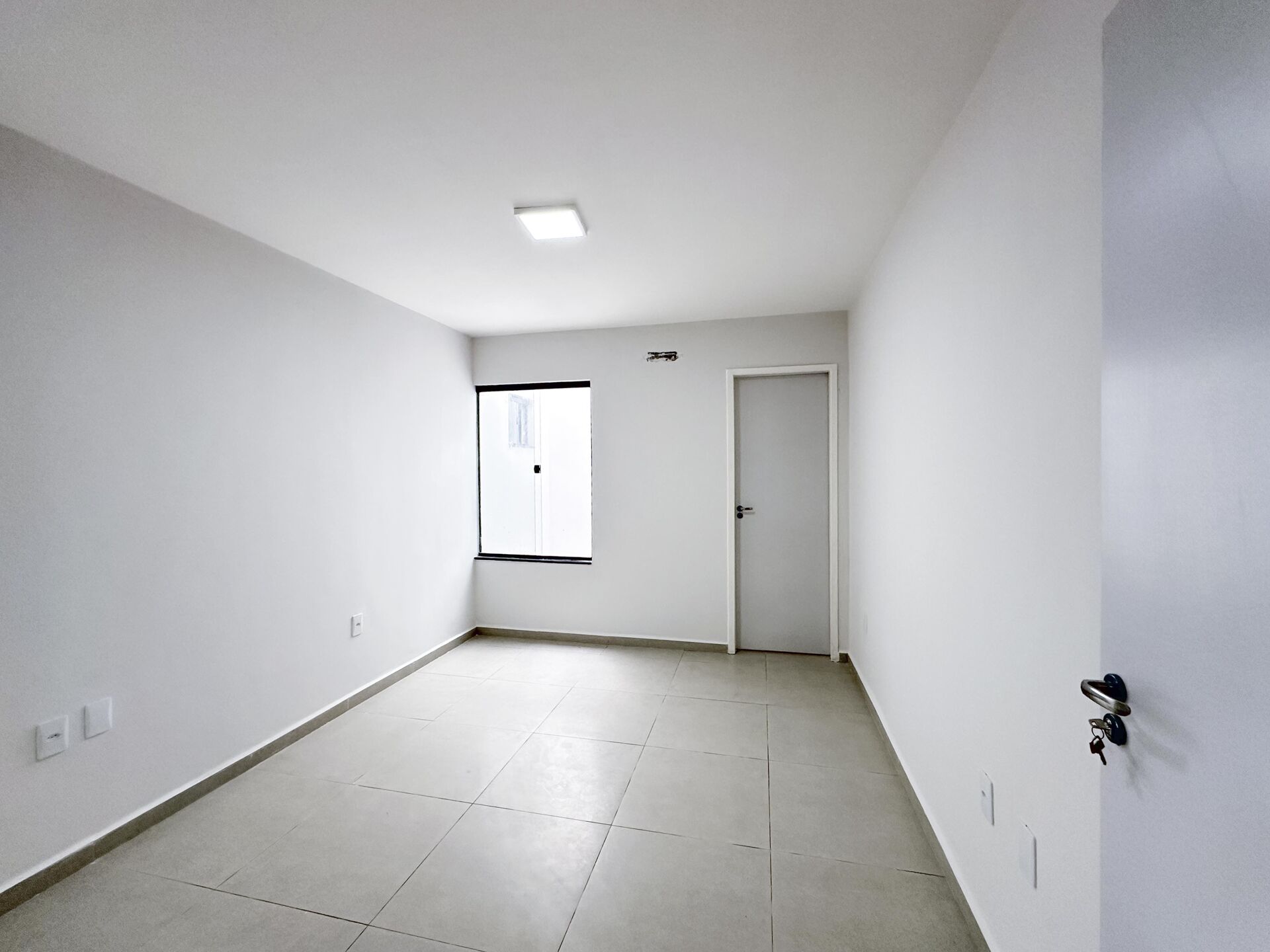 Imagens do imóveis Sala Comercial aluguel por R$ 1.500,00 no bairro Aloisio Pinto