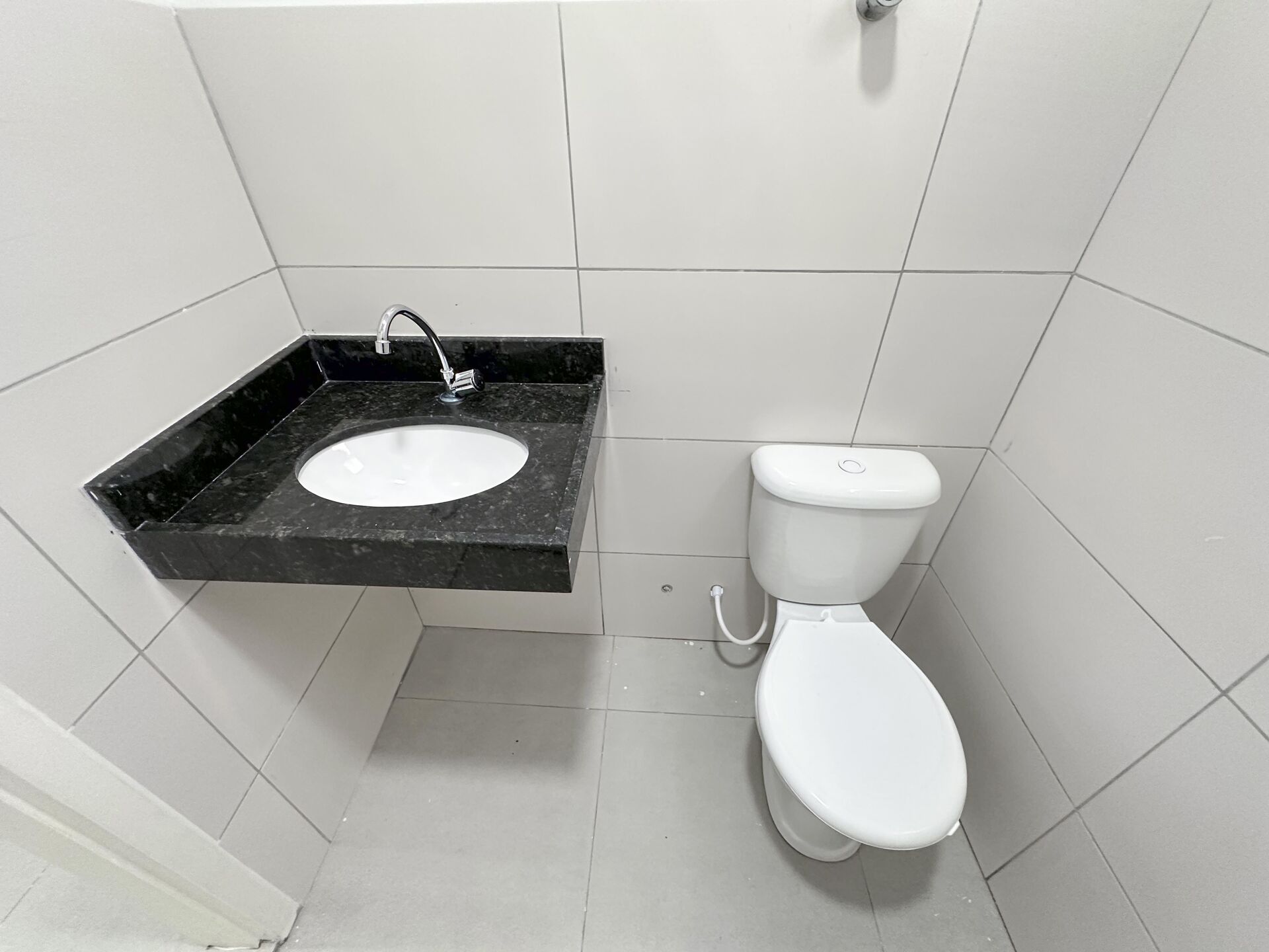 Imagens do imóveis Sala Comercial aluguel por R$ 1.500,00 no bairro Aloisio Pinto