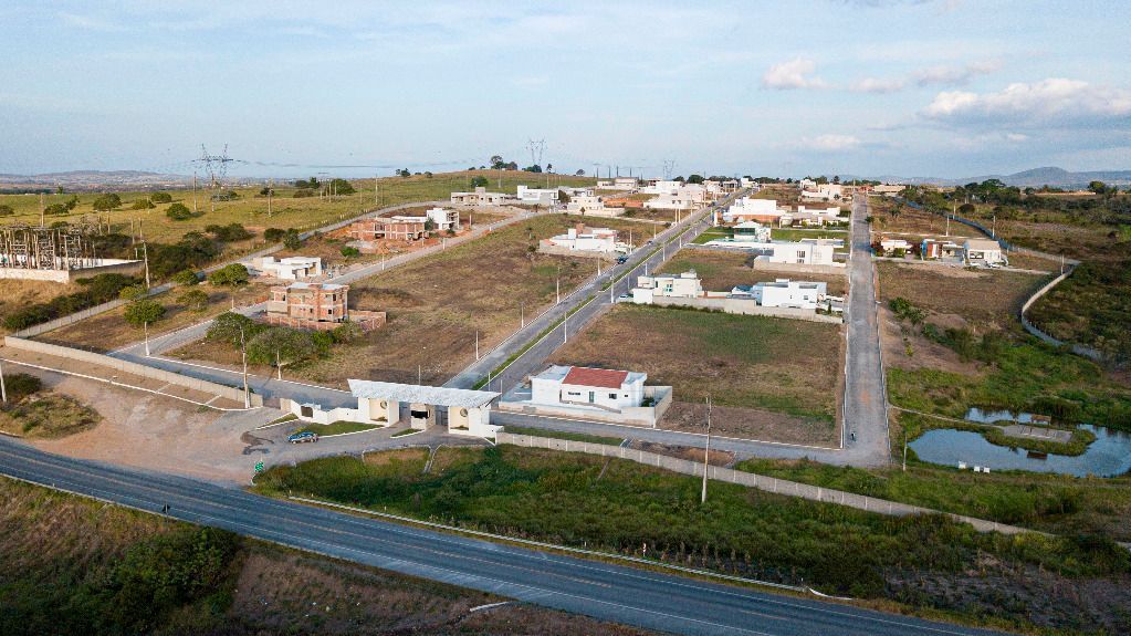 Imagens do imóveis Terreno à venda, 480 m² por R$ 160.000,00 - Condomínio Morada Nobre - Garanhuns/PE
