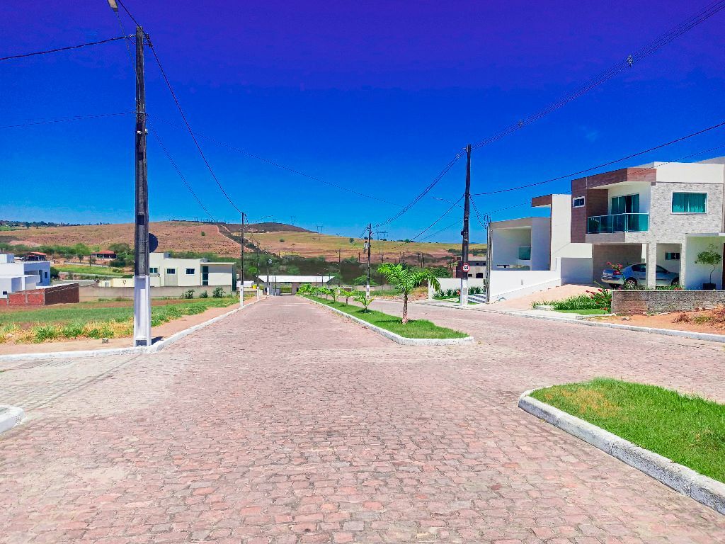 Imagens do imóveis Terreno à venda, 480 m² por R$ 160.000,00 - Condomínio Morada Nobre - Garanhuns/PE