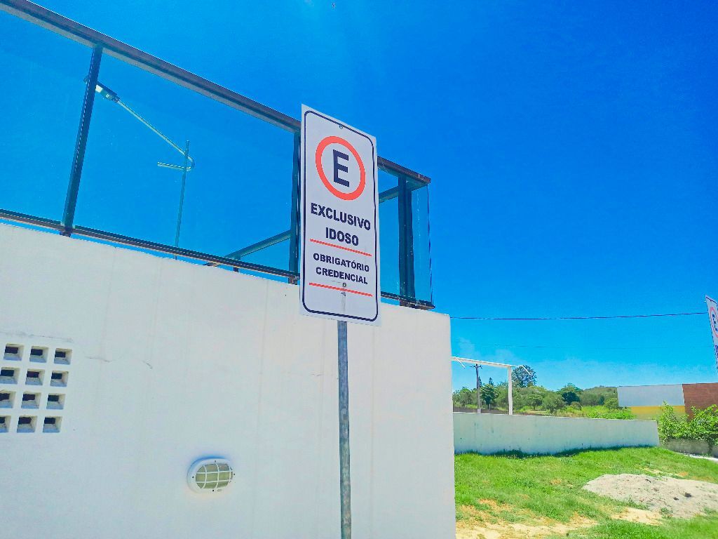 Imagens do imóveis Terreno à venda, 480 m² por R$ 160.000,00 - Condomínio Morada Nobre - Garanhuns/PE