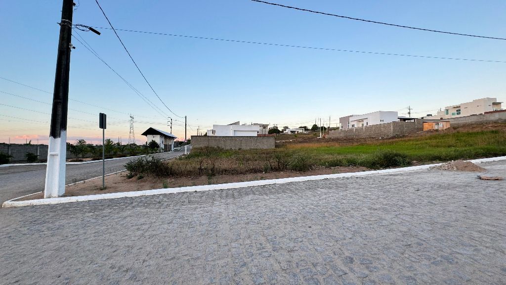 Imagens do imóveis Terreno à venda, 480 m² por R$ 160.000,00 - Condomínio Morada Nobre - Garanhuns/PE