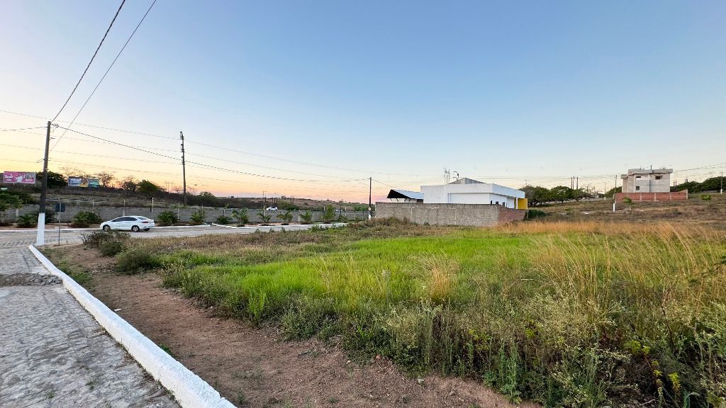 Imagens do imóveis Terreno à venda, 480 m² por R$ 160.000,00 - Condomínio Morada Nobre - Garanhuns/PE