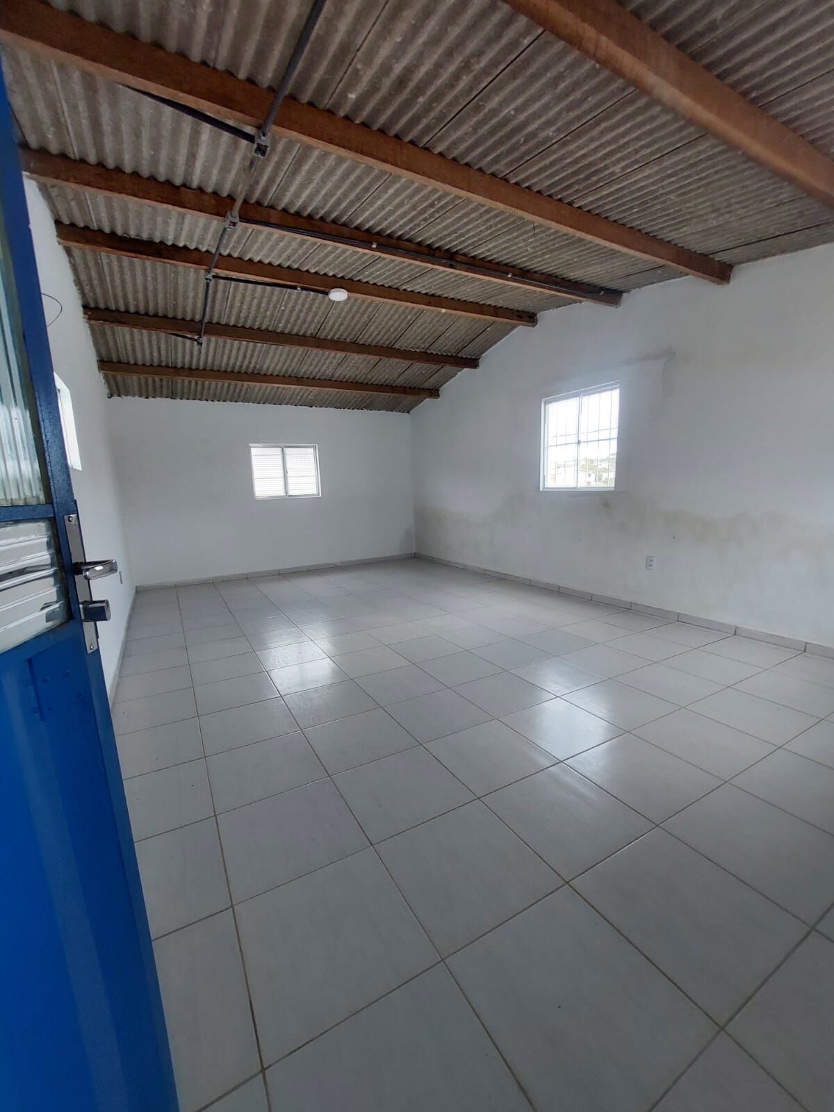 Imagens do imóveis Pavilhão/Galpão para alugar por R$1.800,00 no bairro Aloísio Pinto - Garanhuns/PE