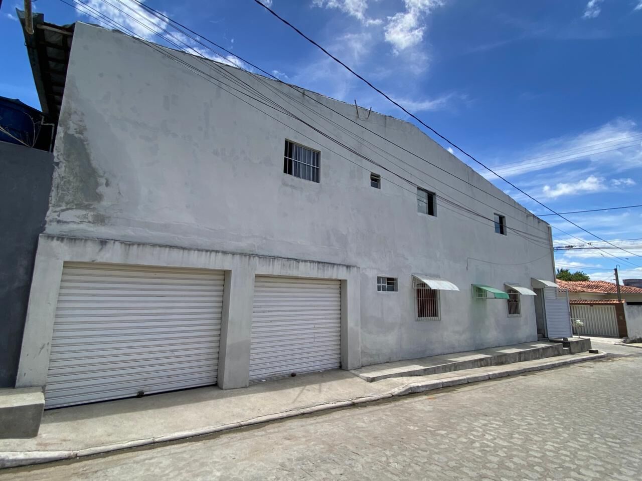 Imagens do imóveis CCasa Padrão à venda no bairro Francisco Figueira em Garanhuns-PE por R$420.000,00