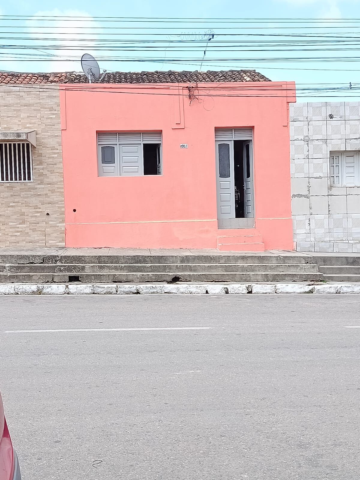 Imagens do imóveis Casa/Ponto Comercial  à venda Centro Capoeiras-PE por 170.000,00