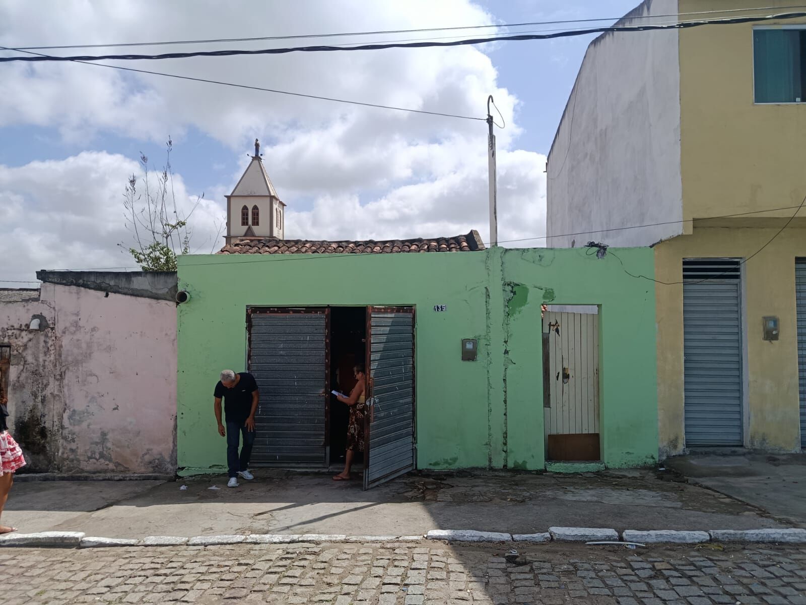 Imagens do imóveis Casa/Ponto Comercial  à venda Centro Capoeiras-PE por 170.000,00