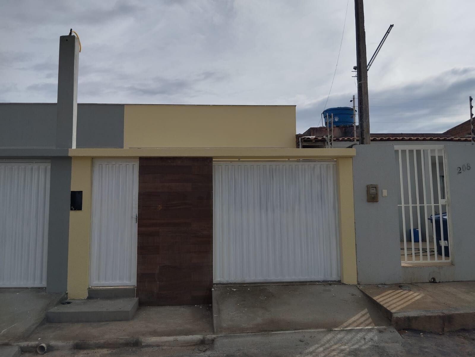 Imagens do imóveis Casa Padrão à venda bairro Francisco Simão por R$210.000,00 em Garanhuns-PE