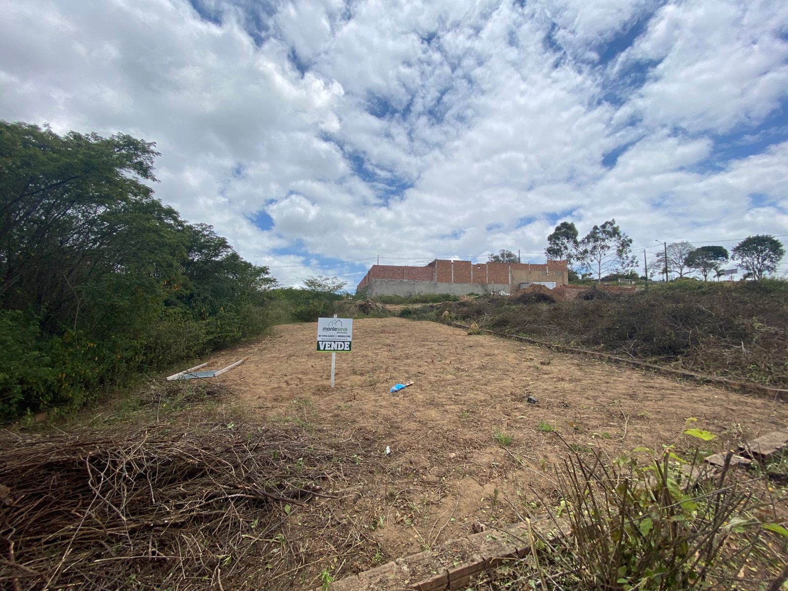 Imagens do imóveis Terreno à venda, 10X25m² por R$ 40.000,00 loteamento Arco Íris- Em Garanhuns