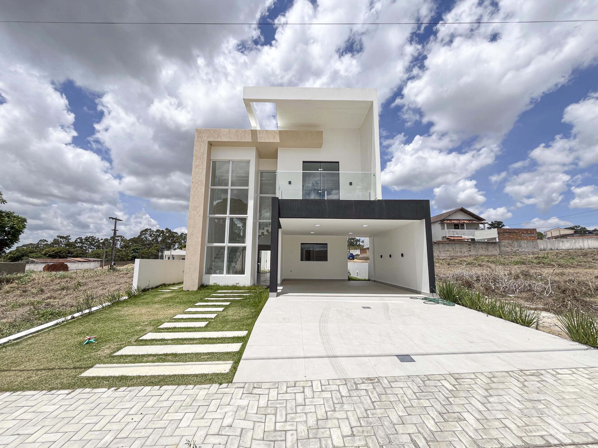 Imagens do imóveis Casa  Duplex de Alto Padrão 198,32m² por R$880.000,00 no bairro Boa Vista