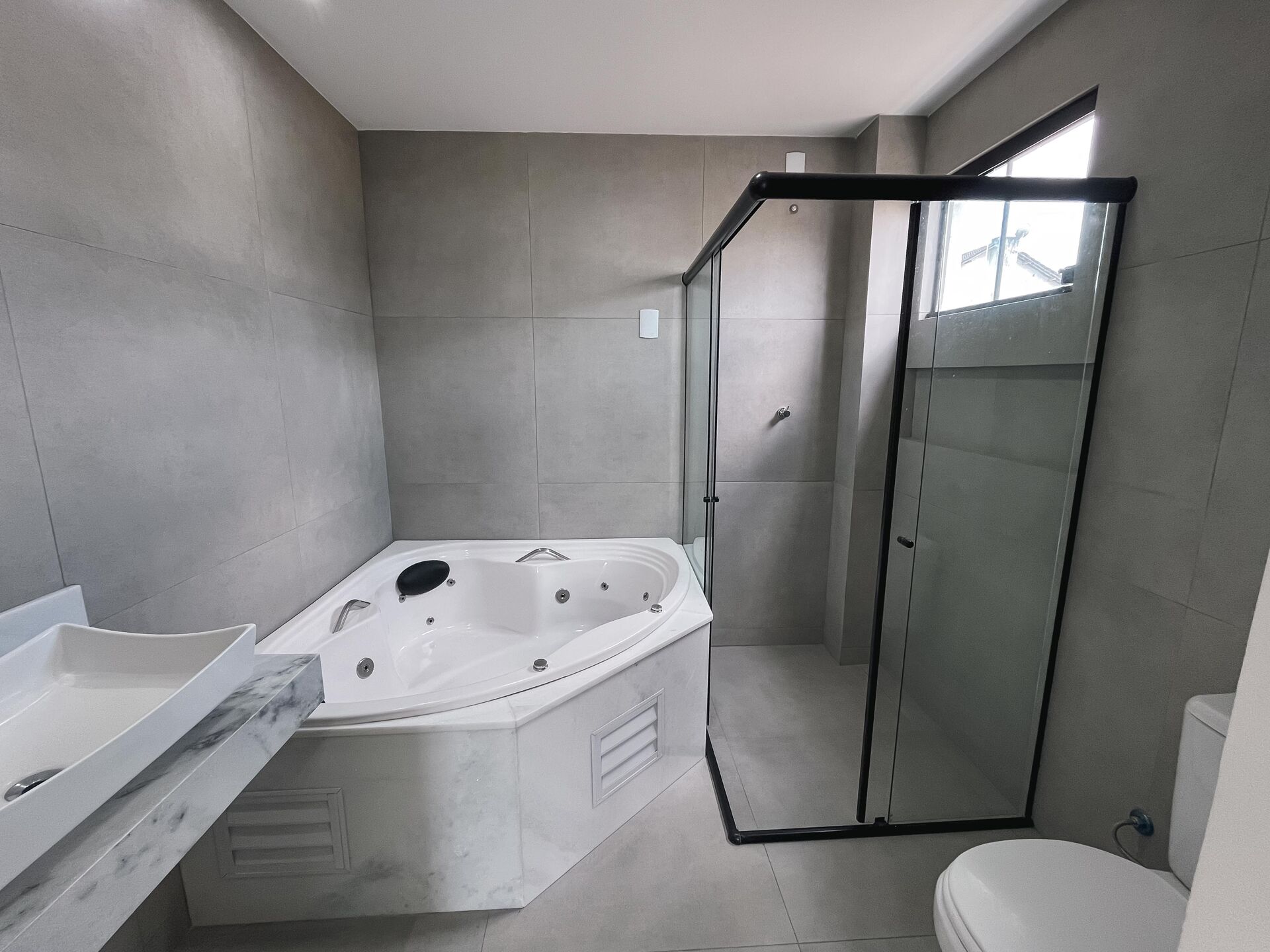 Imagens do imóveis Casa  Duplex de Alto Padrão 198,32m² por R$880.000,00 no bairro Boa Vista
