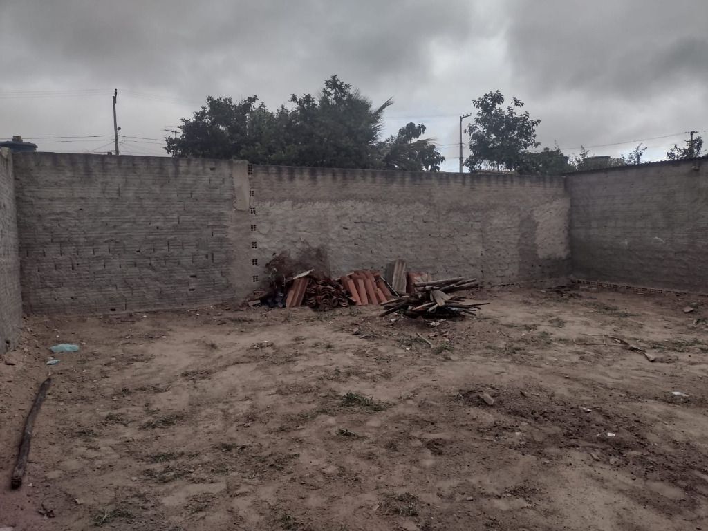 Imagens do imóveis Casa com 2 quartos à venda por R$ 90.000 - Zona Rural - Garanhuns/PE