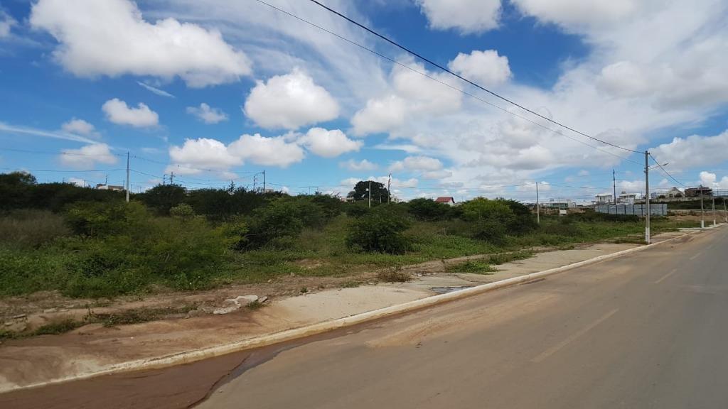 Imagens do imóveis Terreno à venda por R$ 175.000,00 - BR 423 - Garanhuns/PE